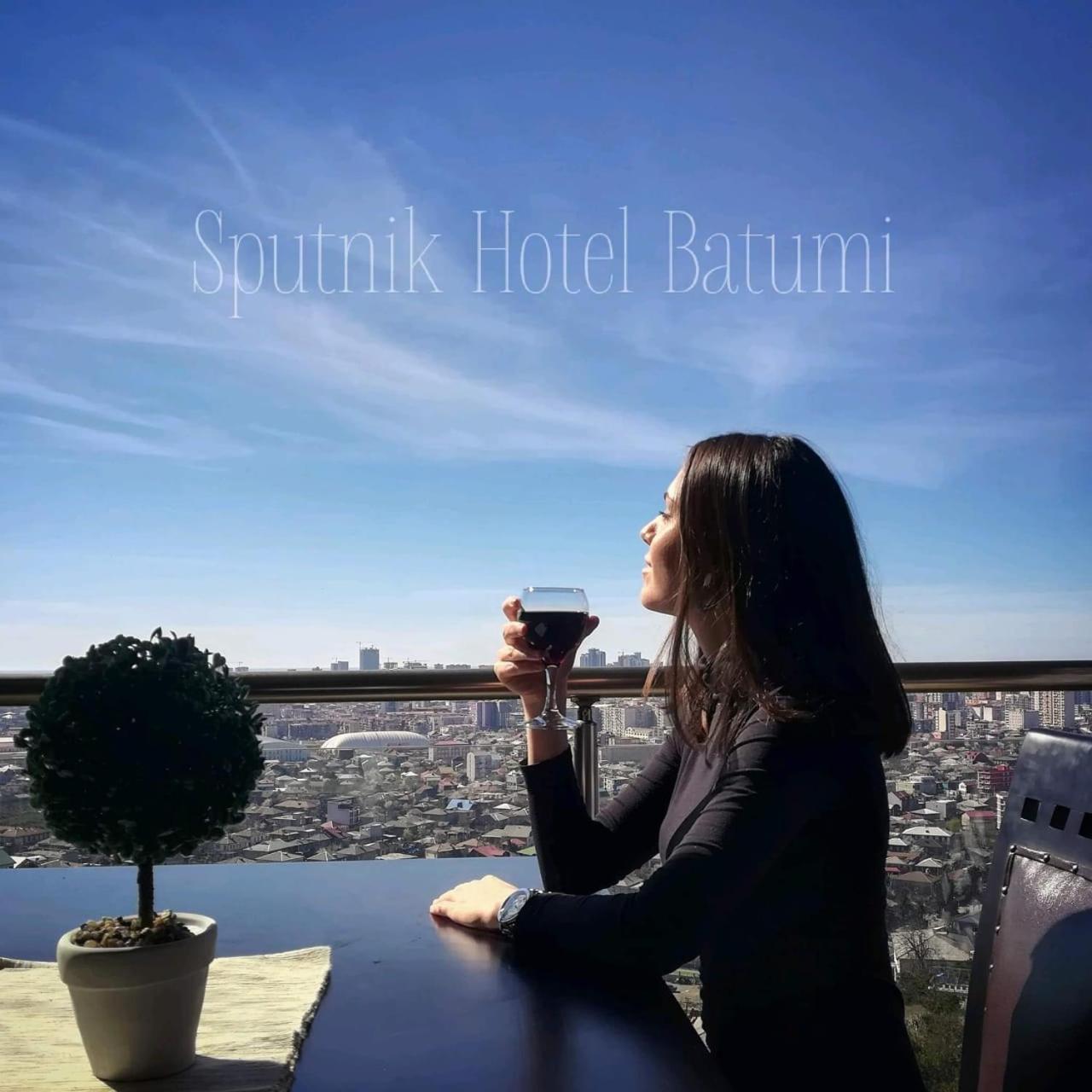 Sputnik Hotel